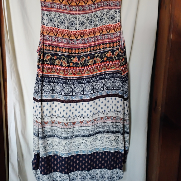 Multicolor Patterned Dress - Picture 2 of 6